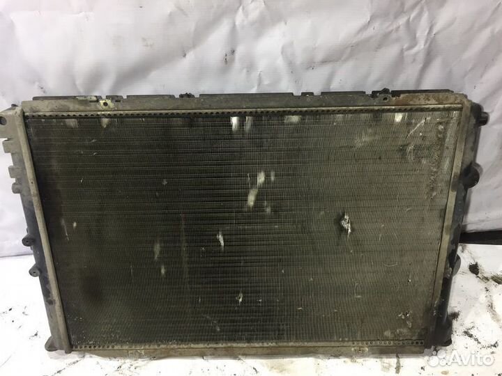 Радиатор основной Renault Megane