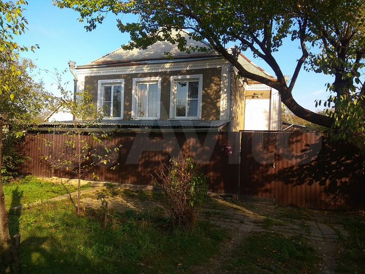 Дом 111 м² на участке 6 сот.