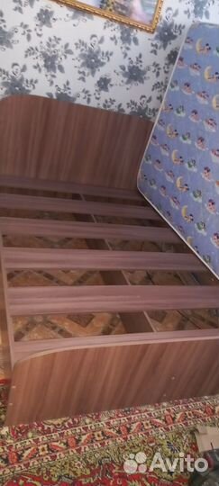 Кровать с матрасом 140 200 бу