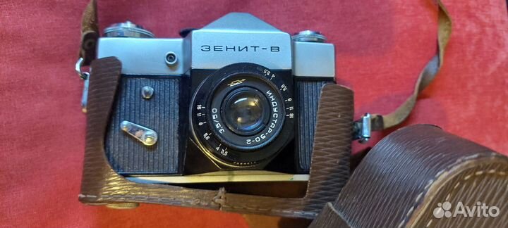 Пленочный фотоаппарат зенит- 8