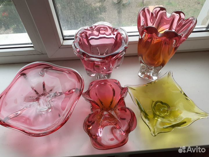 Вазы из цветного стекла Чехия