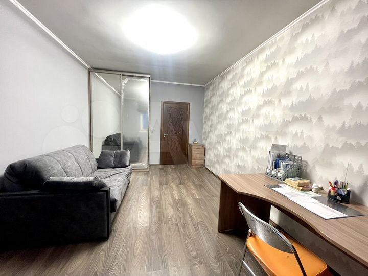 2-к. квартира, 74,3 м², 4/10 эт.