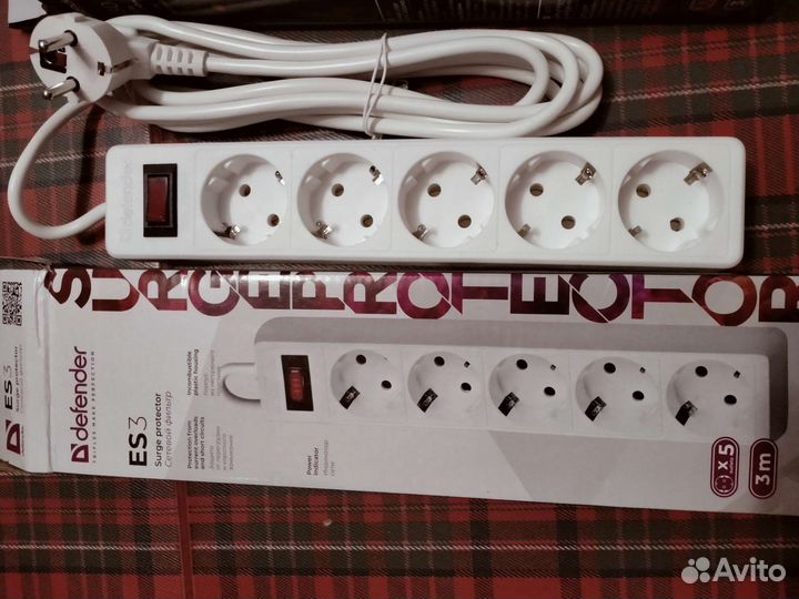 Сетевой фильтр defender на 5 роз. 3м