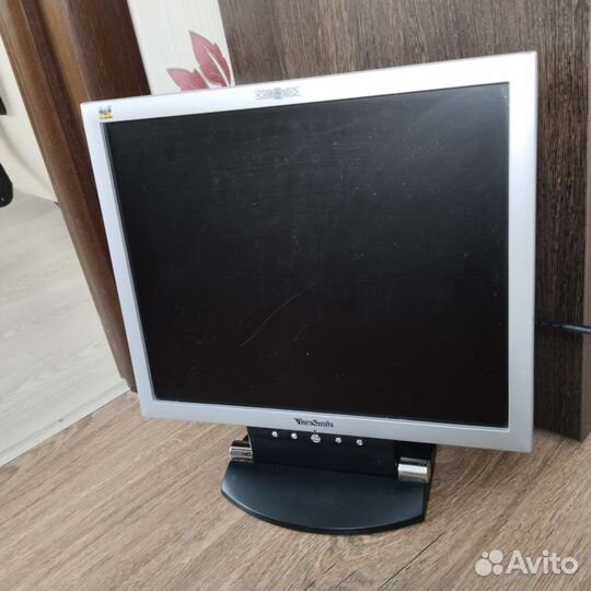 Монитор Viewsonic