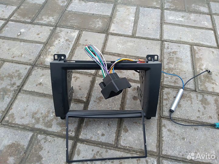 Переходная рамка Мерседес под 2- DIN