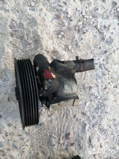 Насос гур Рено Логан Ларгус