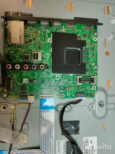 Запчасти к телевизору Samsung UE32J5500AU: