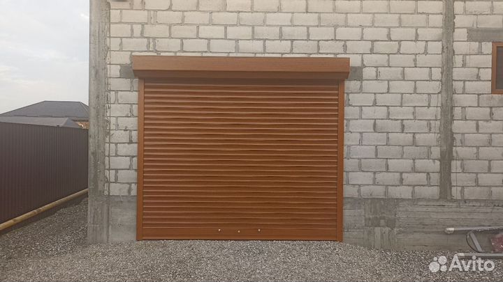 Секционные ворота