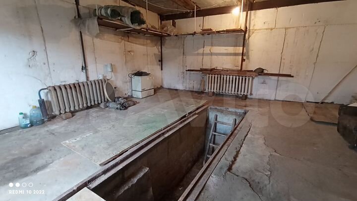 Гараж, > 30 м²