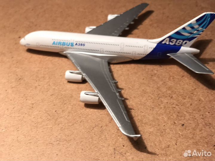 Модель самолета