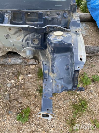 Kia Ceed 2006-2010 четверть левая