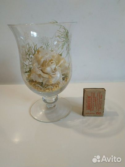 Бокал-ваза с розой и романтичные сувениры