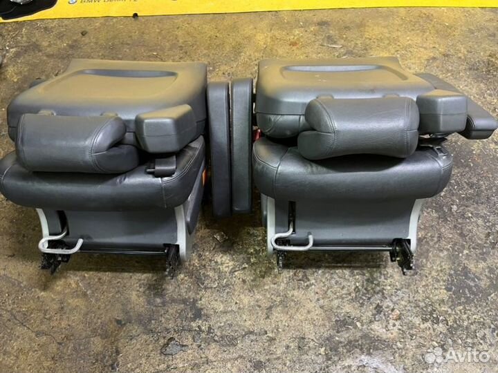 Сиденье Mercedes Viano W639 272.978 30 758803 2007