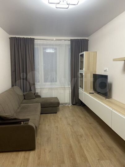 1-к. квартира, 33 м², 13/17 эт.