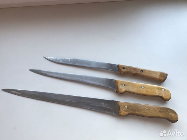 Три ножа. Лезвия 30 см, 24 см и 21 см