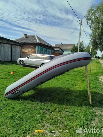 Лодка пвх hunter 310A мотор Gladiator 9.8