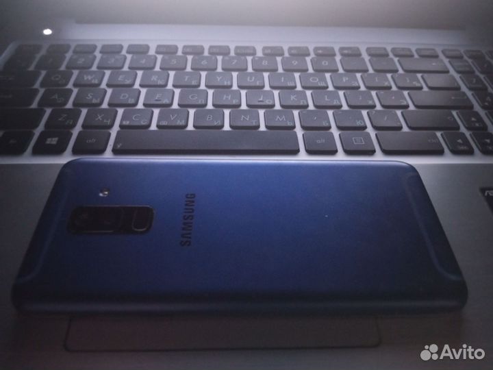 Samsung Galaxy A6, 4/64 ГБ