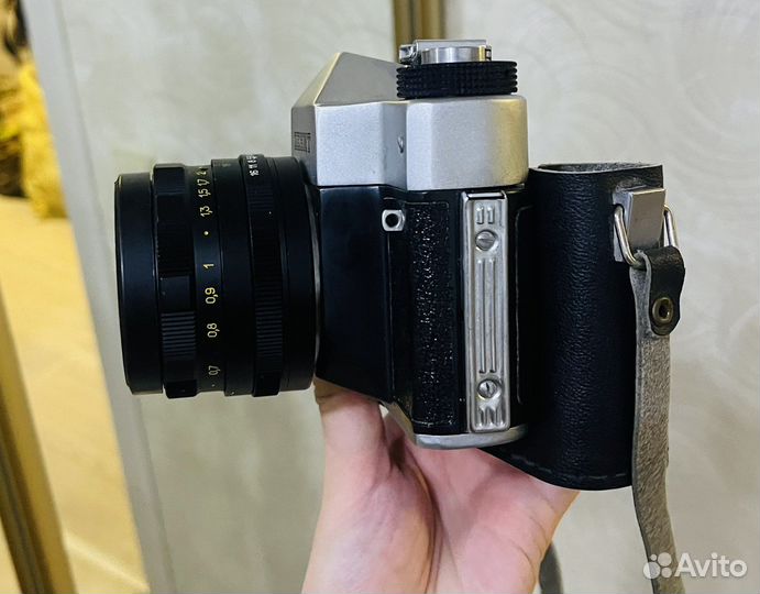 Плёночный фотоаппарат Zenit TTL (1981)