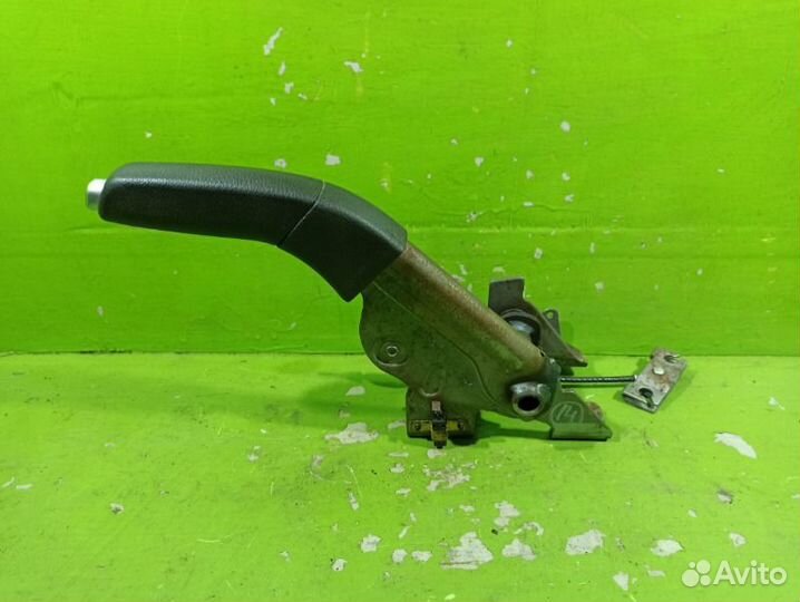 Рычаг стояночного тормоза Nissan Primera P12 седан