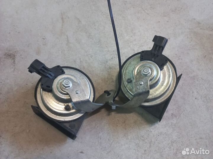 Звуковой сигнал на Volvo V40 2 поколение