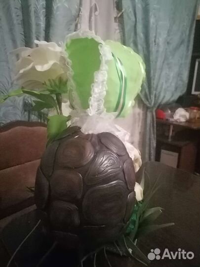 Черепашка с ромашкой