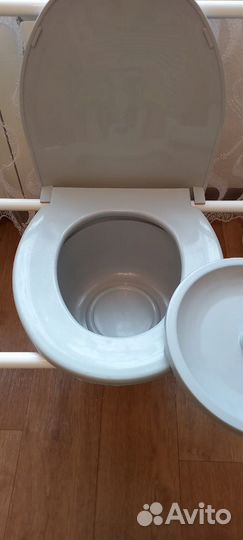 Стул туалет для пожилых и инвалидов