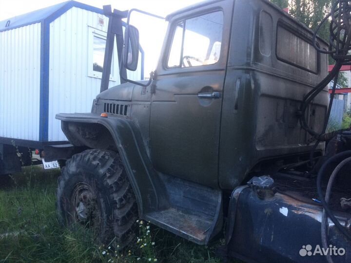 Урал 4320 с КМУ, 1990