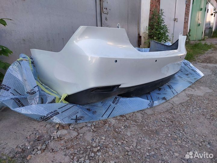 Задний бампер Тойота Камри