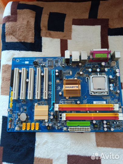 Материнская плата