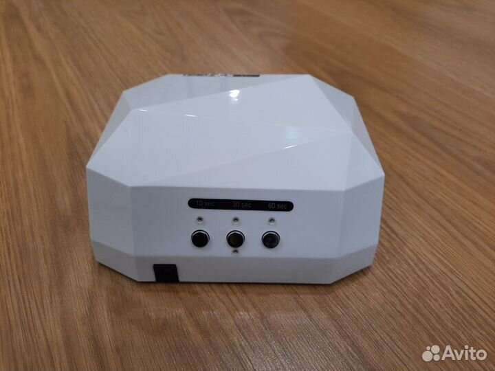 Led лампа для маникюра