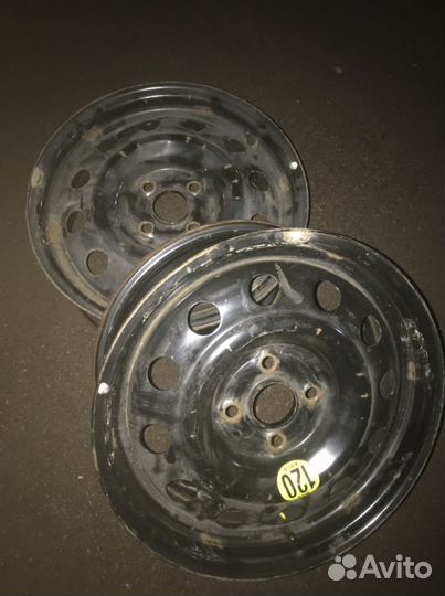 Железные диски r15 4*100 54,4 с колпаками Хендай