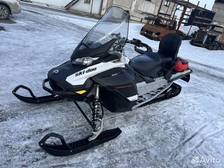 SKI-DOO expedition 900 ACE