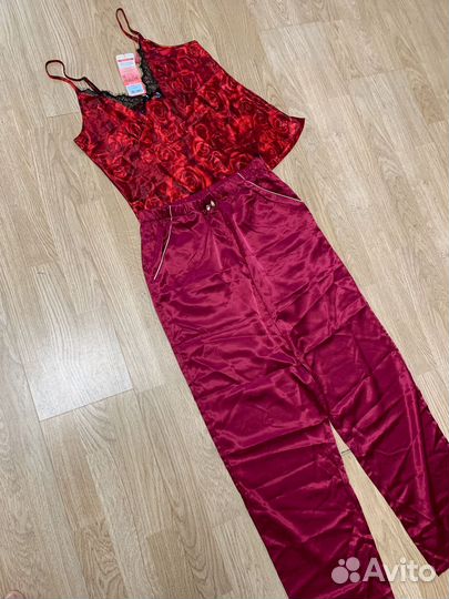 Пижамы женские новые