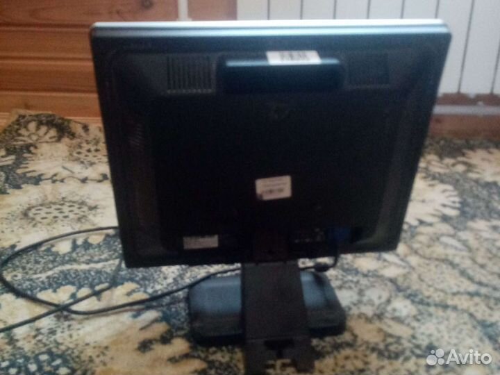 Монитор hp 17