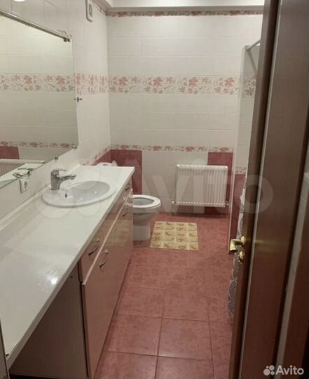 Дом 240 м² на участке 3,5 сот.