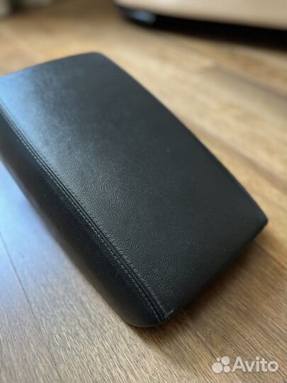 Подлокотник audi c6 a7