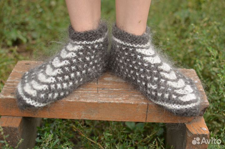 Следки из козьего пуха