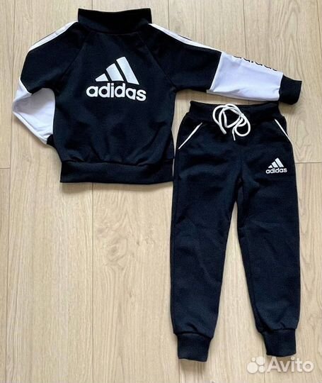 Спортивный костюм adidas 98-122