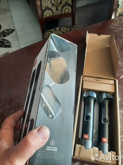 Микрофон беспроводной jbl