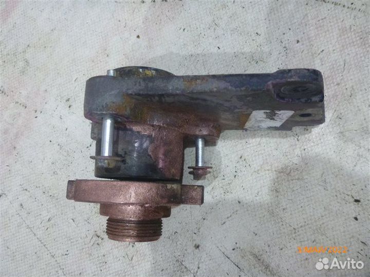 Кронштейн Land Rover Discovery L319 AJ41 2008