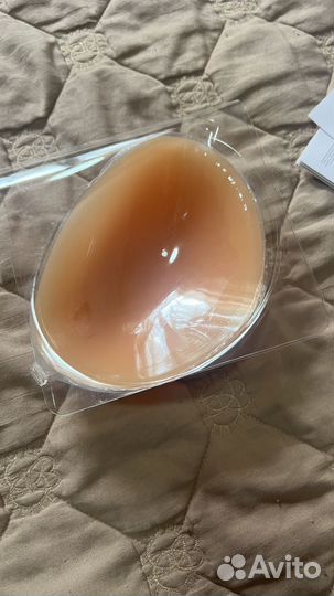 Силиконовый бюстгальтер