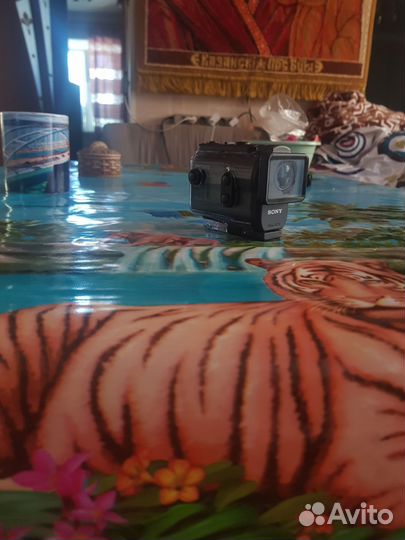 Экшен камера sony hdr s50