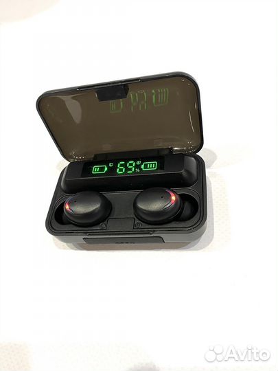 Беспроводные вакуумные наушники б/у