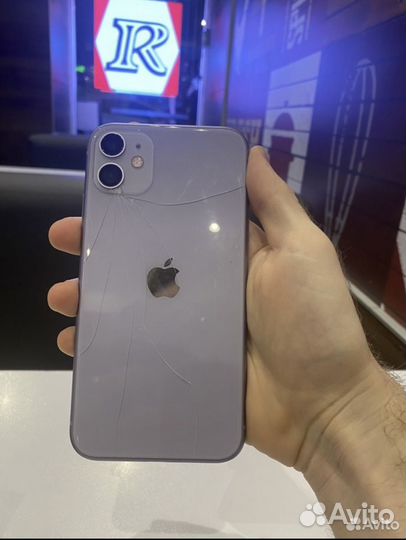 iPhone 11, 128 ГБ