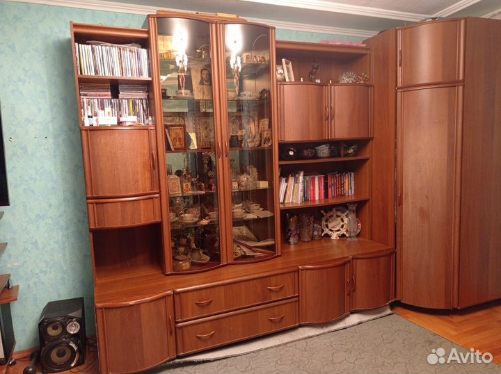 Стенка в гостиную бу