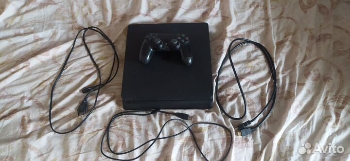 Продам пс4 слим,playstation4 slim