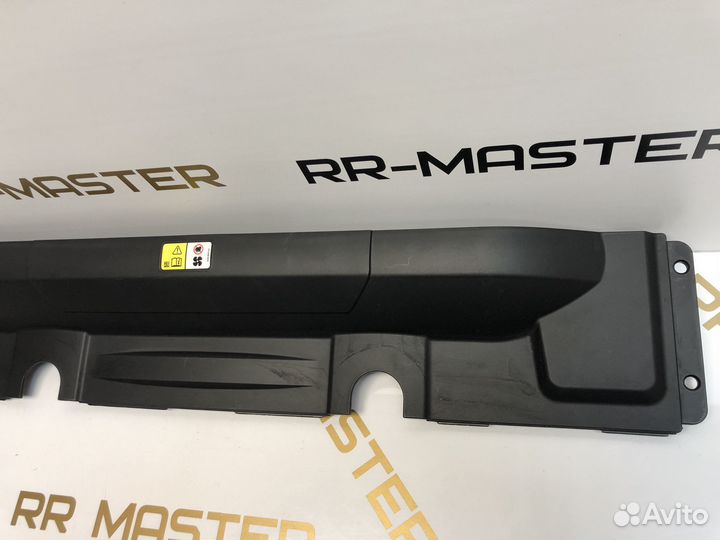 Накладка радиатора Range Rover Sport L494