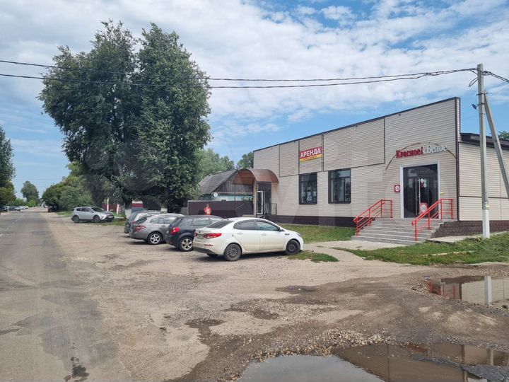Торговая площадь, 105 м²