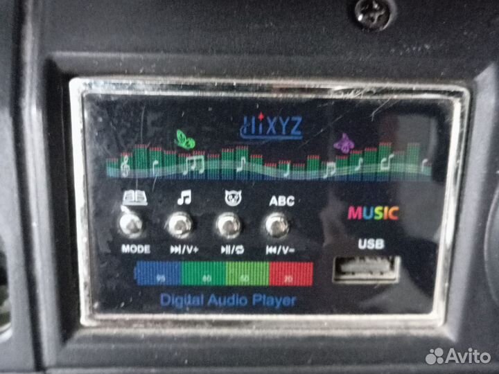 Детский электромобиль двухместный бу