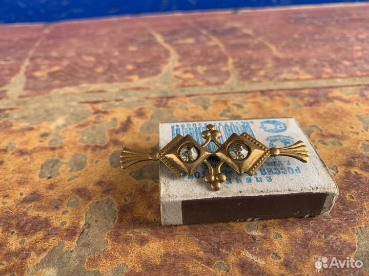 Брошь СССР 13